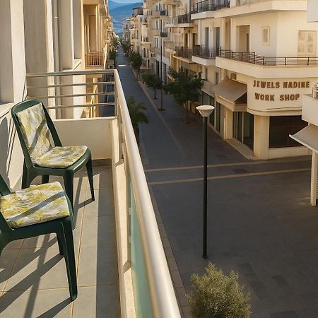 Friendly & Comfy Apartment Ierapetra  Bagian luar foto