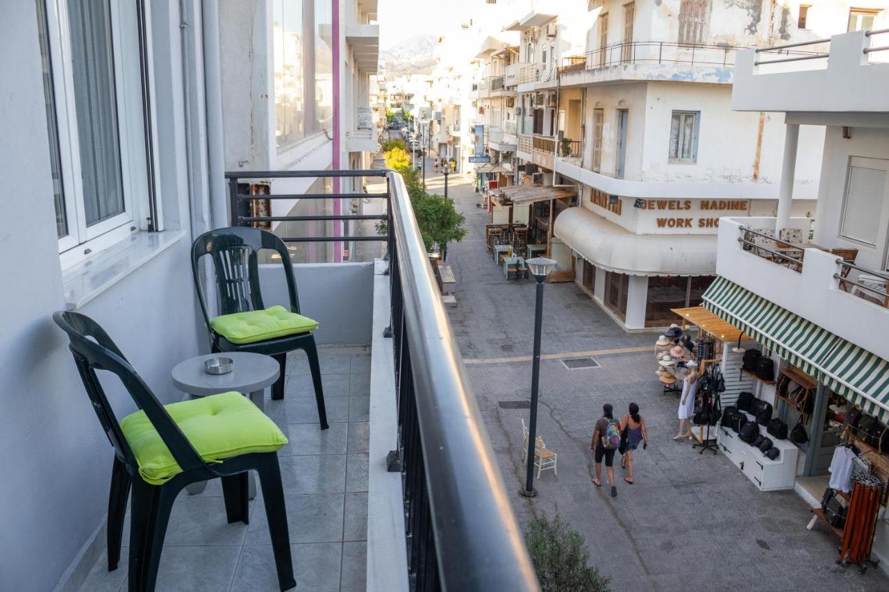 Friendly & Comfy Apartment Ierapetra  Bagian luar foto