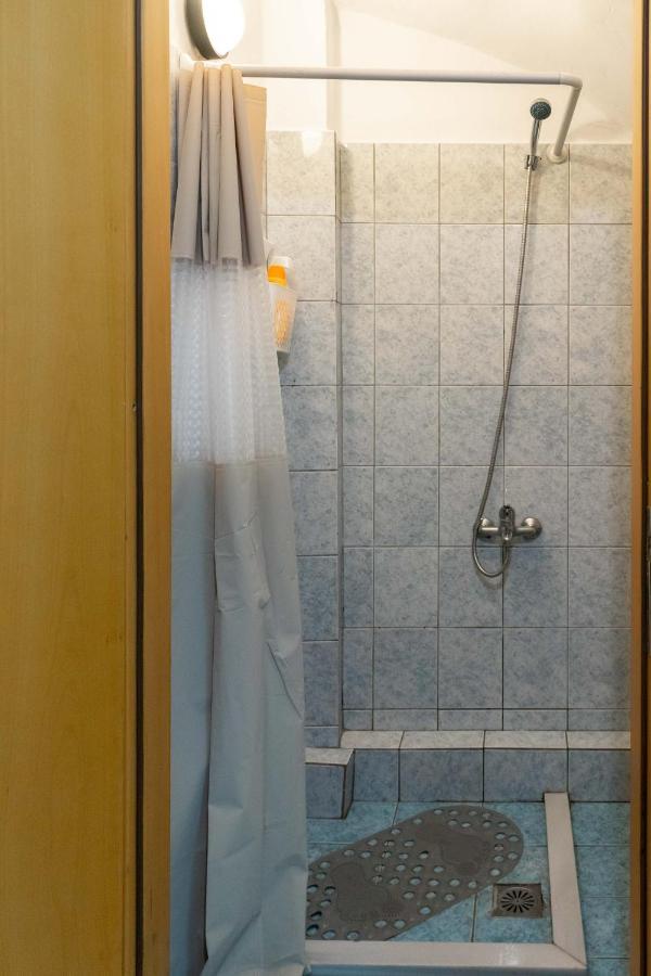 Friendly & Comfy Apartment Ierapetra  Bagian luar foto