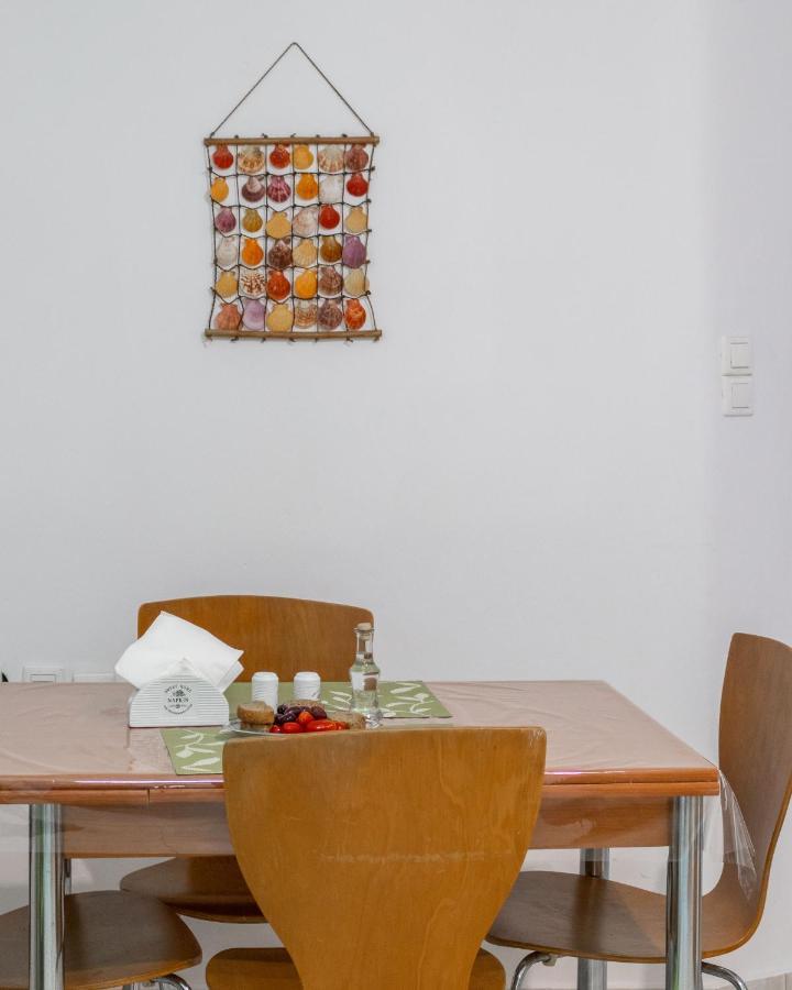 Friendly & Comfy Apartment Ierapetra  Bagian luar foto